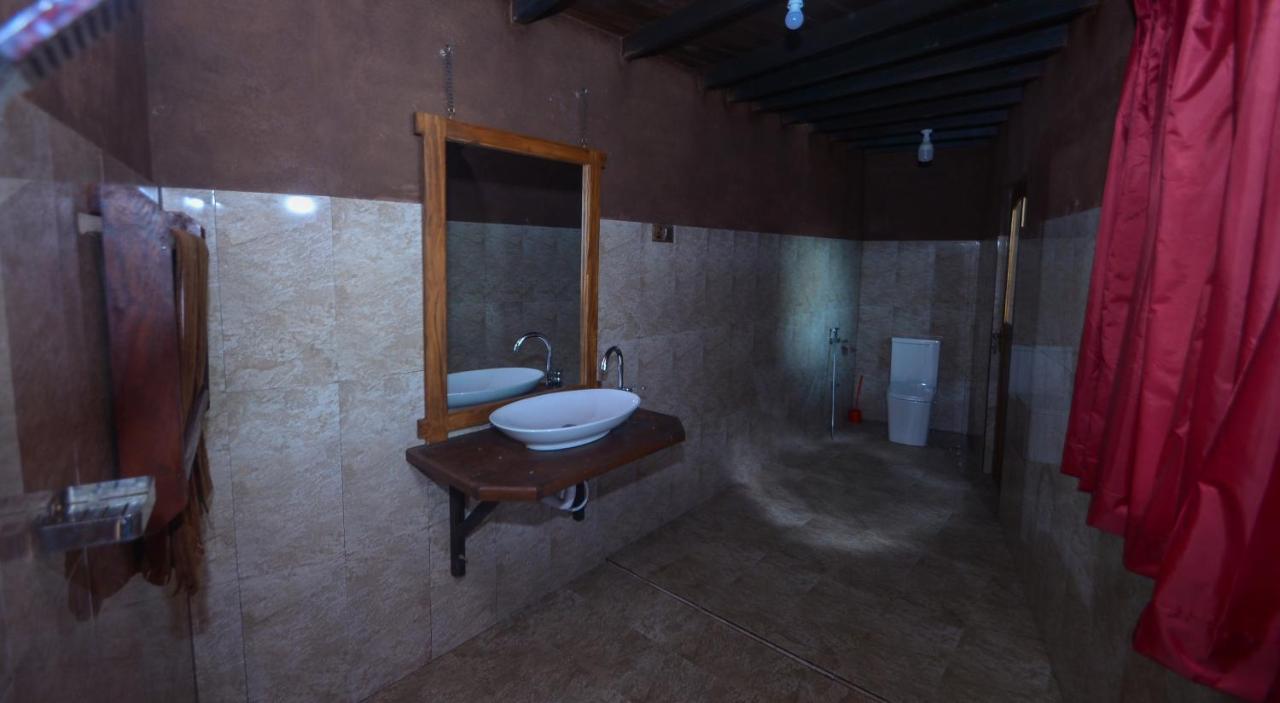 Ella Camelot Villa Luaran gambar