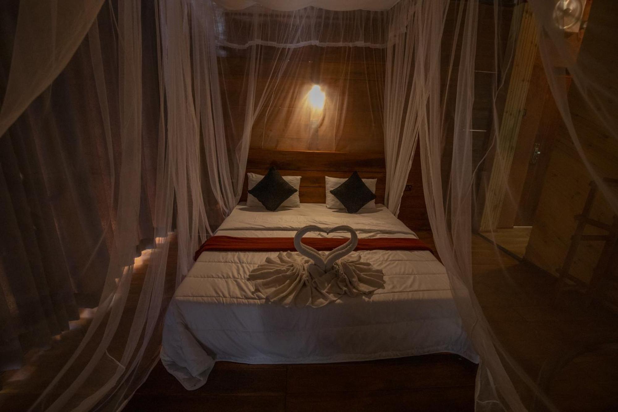 Ella Camelot Villa Luaran gambar
